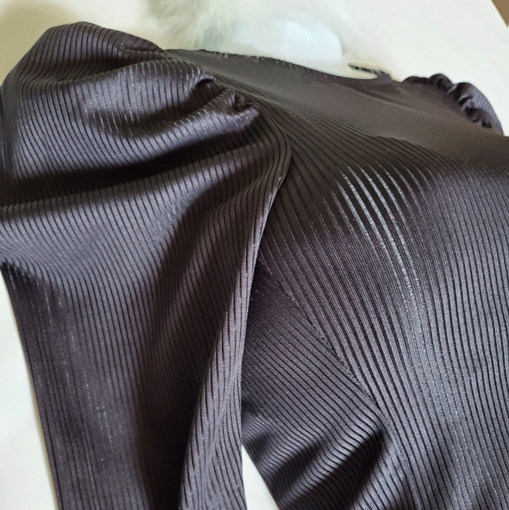 Dress - Picture 2 of 6